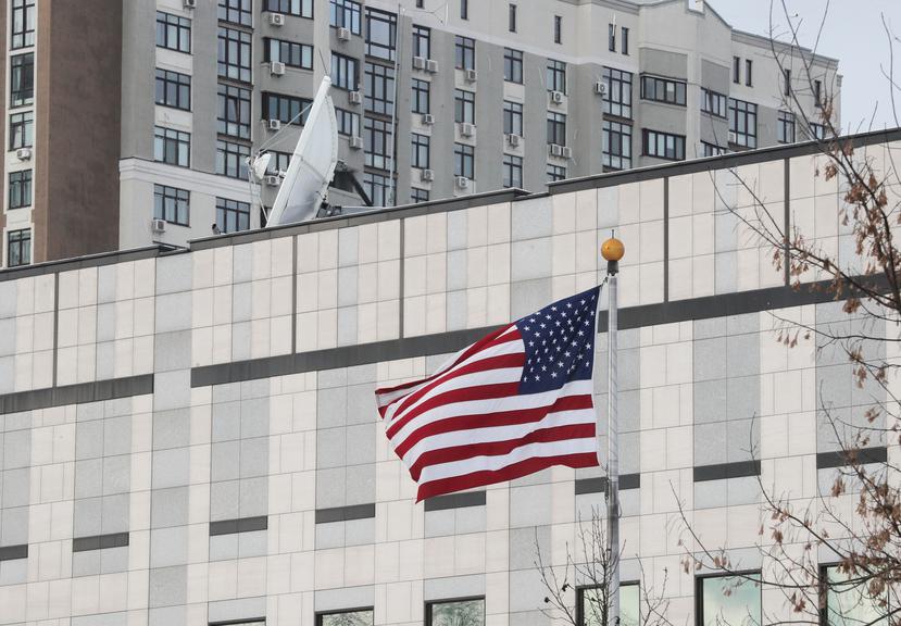 Exterior de la Embajada de Estados Unidos en Kiev.
