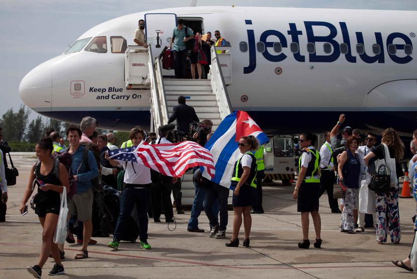 Jet Blue fue la primera línea estadounidense en volar a Cuba en más de medio siglo, cuando el año pasado uno de sus aviones tocó tierra en Santa Clara. (Archivo/GFR)
