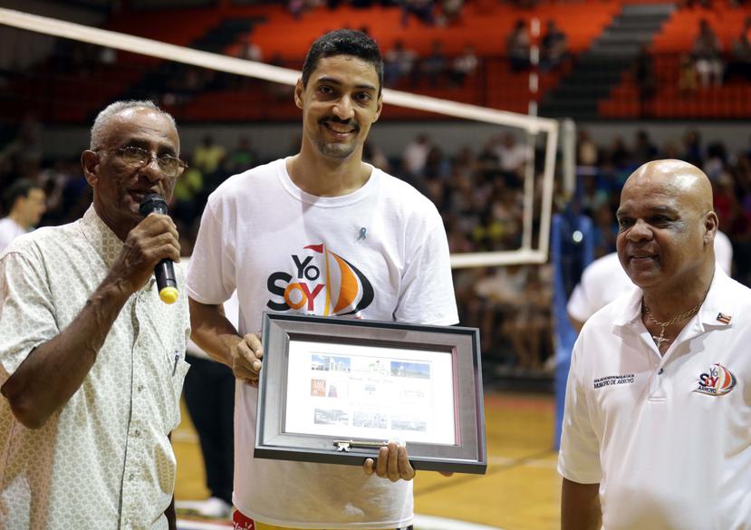 La última vez que Soto jugó Voleibol Superior en Arroyo fue en el 1997 en donde comenzó una carrera que lo catapultó al estrellato nacional y al reconocimiento internacional.