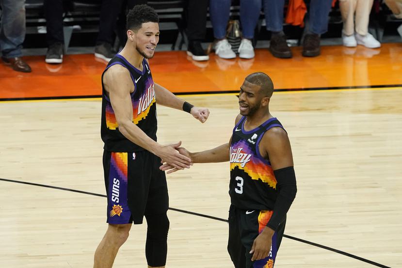 Devin Booker y Chris Paul tienen de vuelta a los Suns de Phoenix en los playoffs por primera vez en una década.