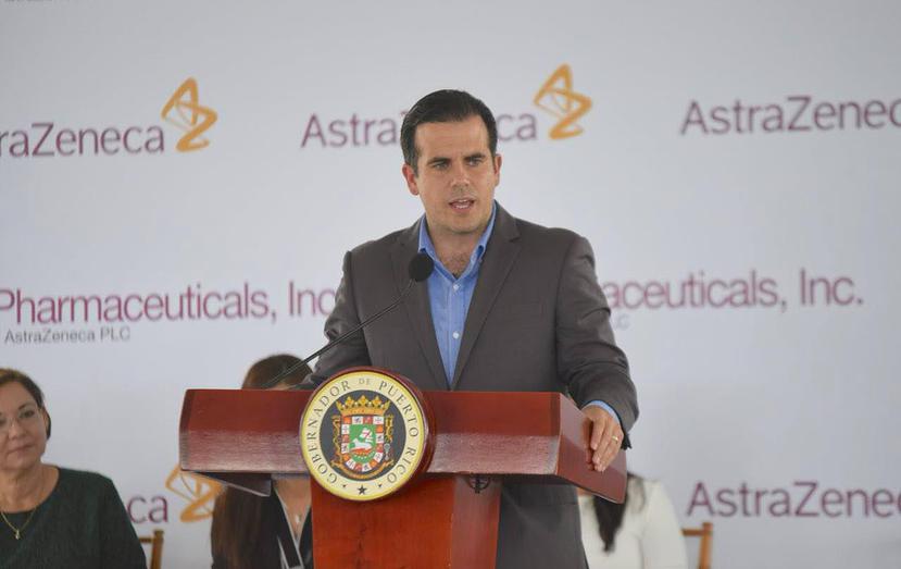 El gobernador Ricardo Rosselló resaltó que la acción de la farmacéutica responde a la fragilidad del sistema eléctrico del país. (Suministrada)