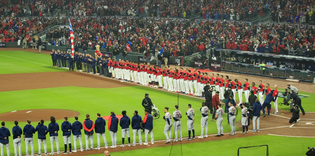 La Serie Mundial del 2021 fue ganada por los Braves de Atlanta cuando vencieron a los Astros de Houston.