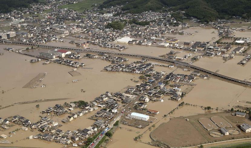Los meteorólogos isleños esperan que la mayor destrucción a causa del tifón ocurra desde el mediodía del martes hasta el mediodía del miércoles (AP)