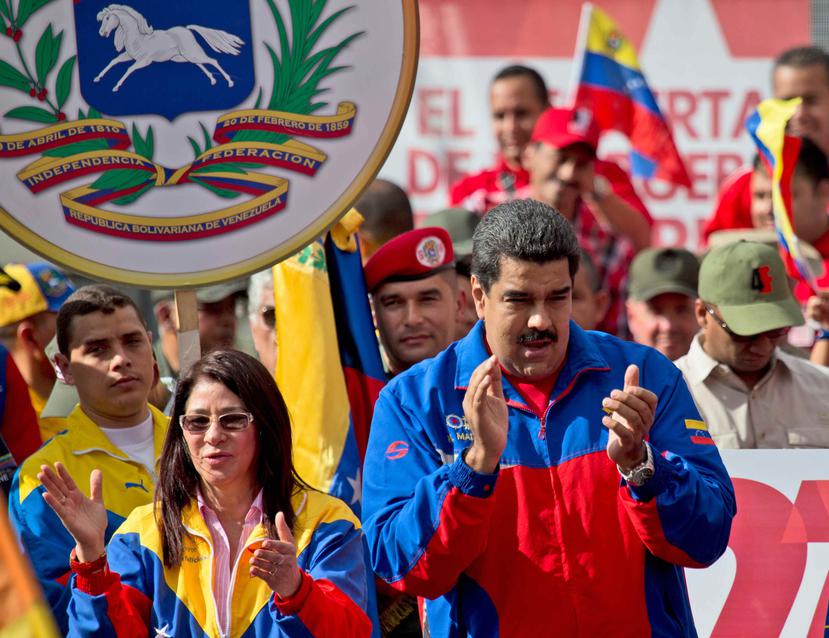 Maduro dijo que llueve, truene o relampagueé el país va a tener elecciones parlamentarias.