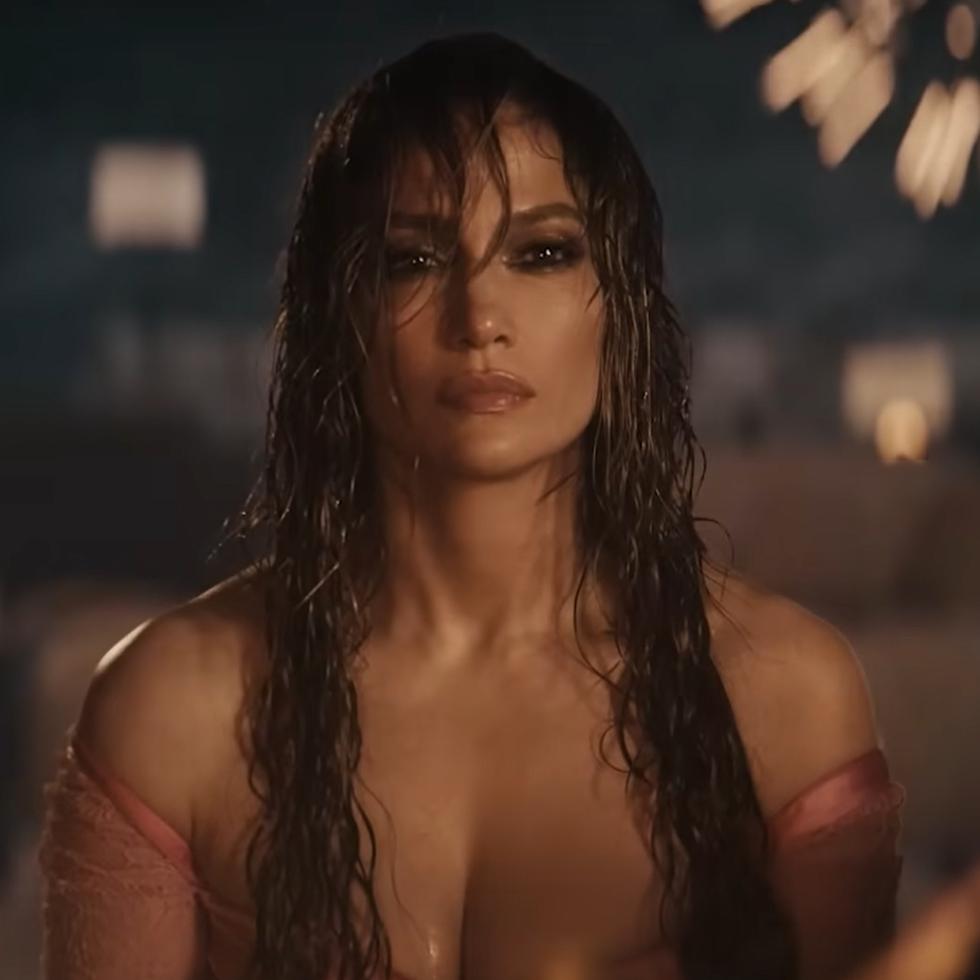Jennifer López es la protagonista de la experiencia audiovisual "This Is Me...Now: A Love Story", que se estrena paralelo a su nuevo álbum, y que se podrá ver en Amazon Prime Video el 16 de febrero de 2024.