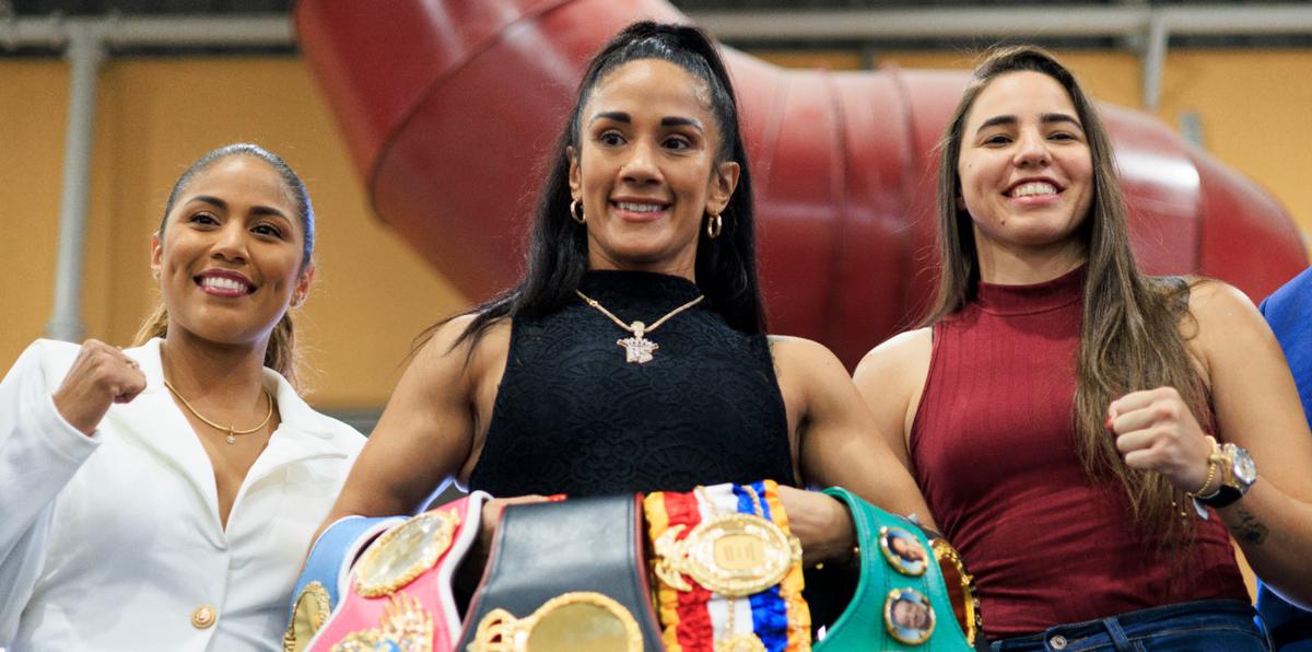“Viva Puerto Rico”: Amanda Serrano llega como campeona mundial indiscutible