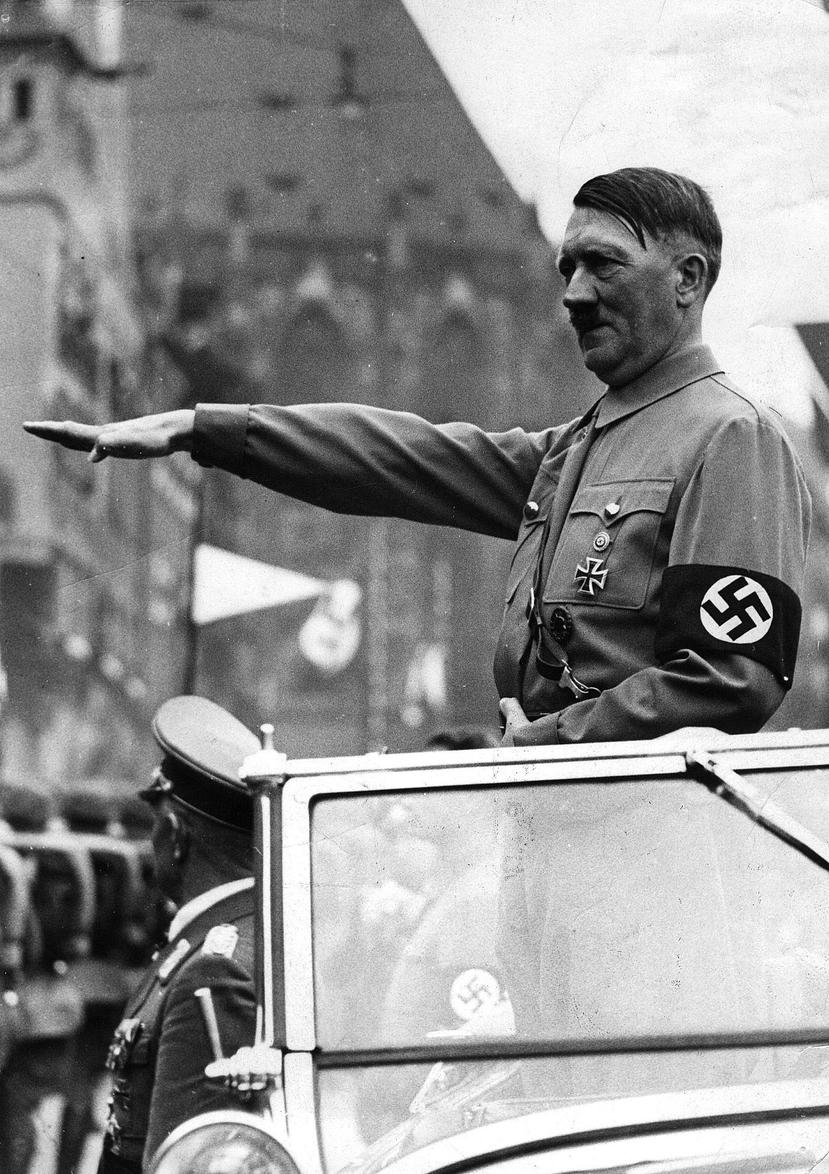 Condenan a una pareja inglesa por llamar Adolf a su bebé en honor a Hitler  - El Nuevo Día