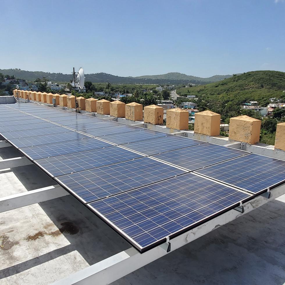 El objetivo del programa “Incentivo Solar” es que unas 6,000 familias puedan contar con servicio eléctrico constante luego de un desastre.