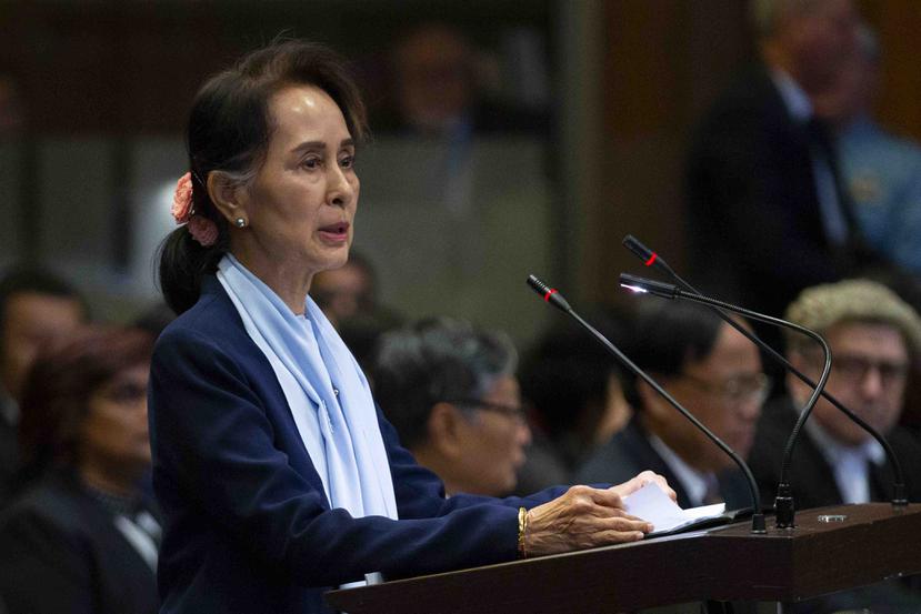 La líder de Myanmar Aung San Suu Kyi pronuncia un discurso ante los jueces de la Corte Internacional de Justicia, en La Haya. (AP)