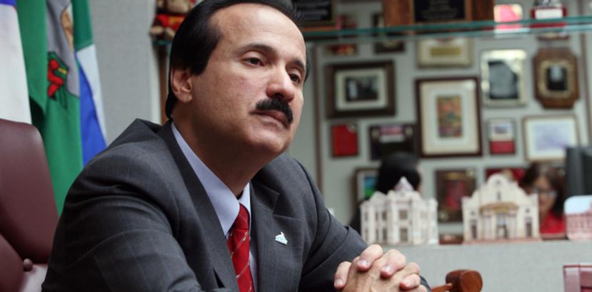 El alcalde de Mayagüez, José Guillermo Rodríguez, declaró recientemente una emergencia fiscal en el Municipio. (Archivo)