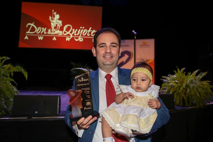 El puertorriqueño Omar Carmona es uno de los finalistas para el premio Don Quijote, un prestigioso galardón a empresarios de Florida Central.