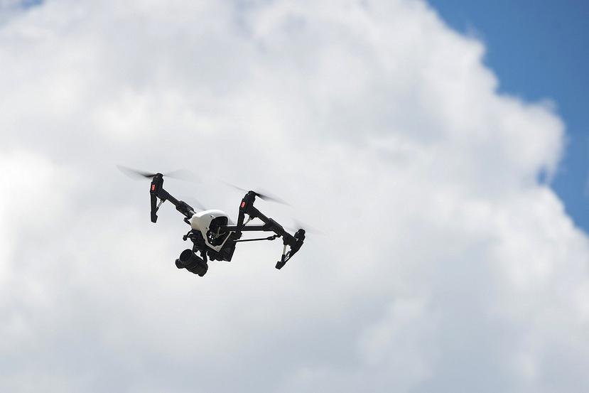 El departamento de Policía de Louisville quiere un dron que tenga un radar infrarrojo con visión y telemetría en tiempo real. (AP)