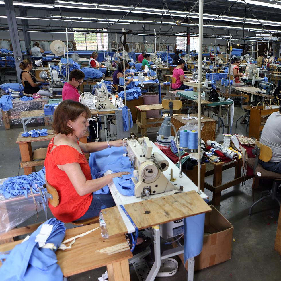 Cooperativa de Textiles y Bordados de la Montaña en Utuado.