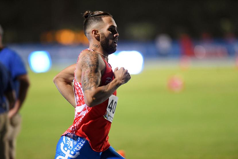 Wesley Vázquez perfila como candidato a medalla en los 800 metros. (Archivo)