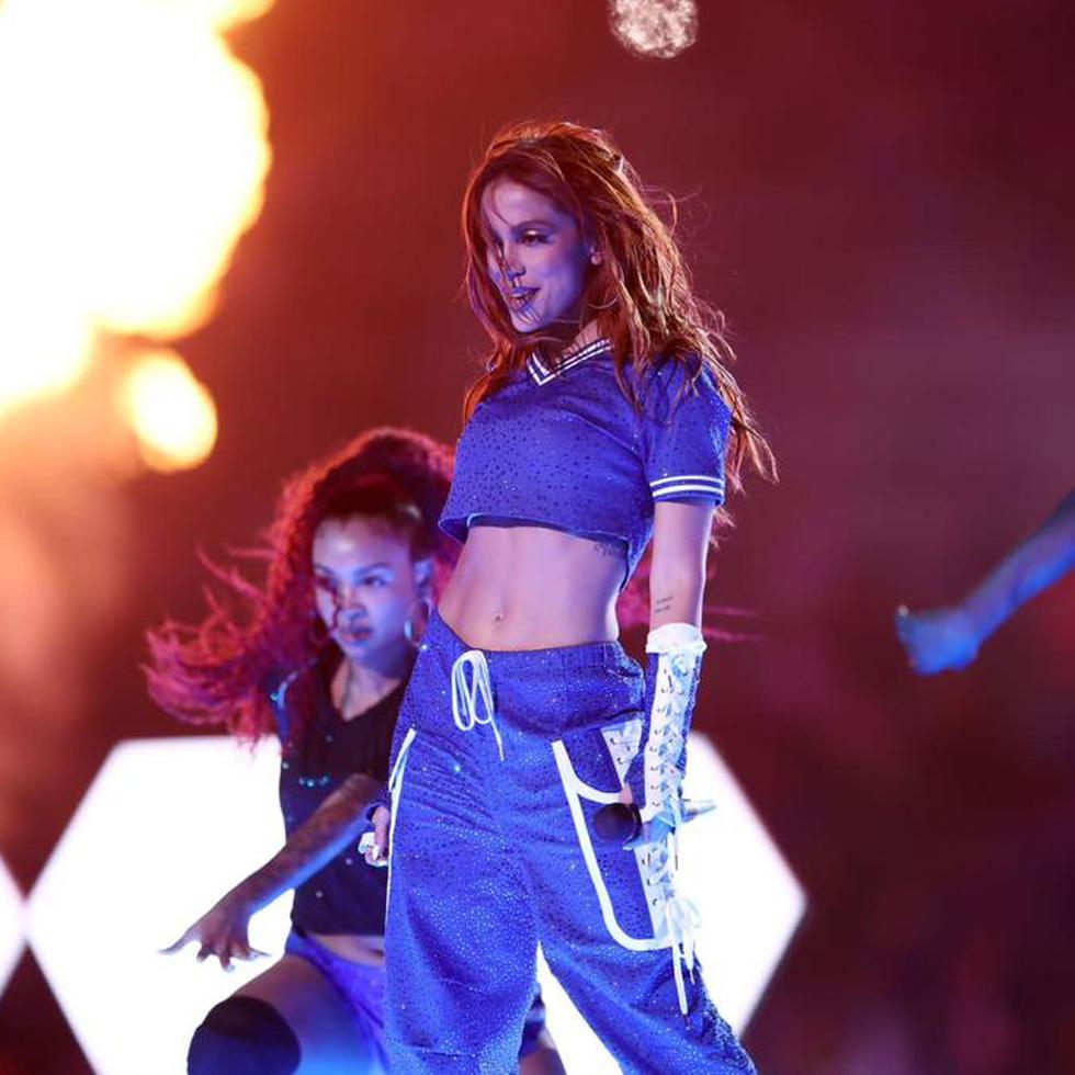 El espectáculo de la cantante brasileña Anitta fue visto en más de 200 países y millones de aficionados de todo el mundo.