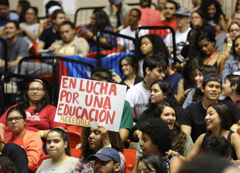 Esta será la primera asamblea estudiantil que se realiza luego que el martes pasado renunciaran la presidenta interina de la UPR, Nivia Fernández, y tres miembros de la Junta de Gobierno, entre otros funcionarios.