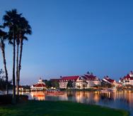 Los enamorados que desean transportarse a la romántica época victoriana, pueden optar por el Disney’s Grand Floridian Resort en Walt Disney World.