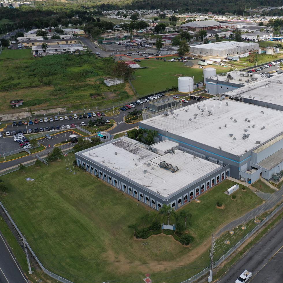 Vista aérea de la planta de Viatris que Aurobindo adquirió en Caguas. Está en un lote de 33 cuerdas.