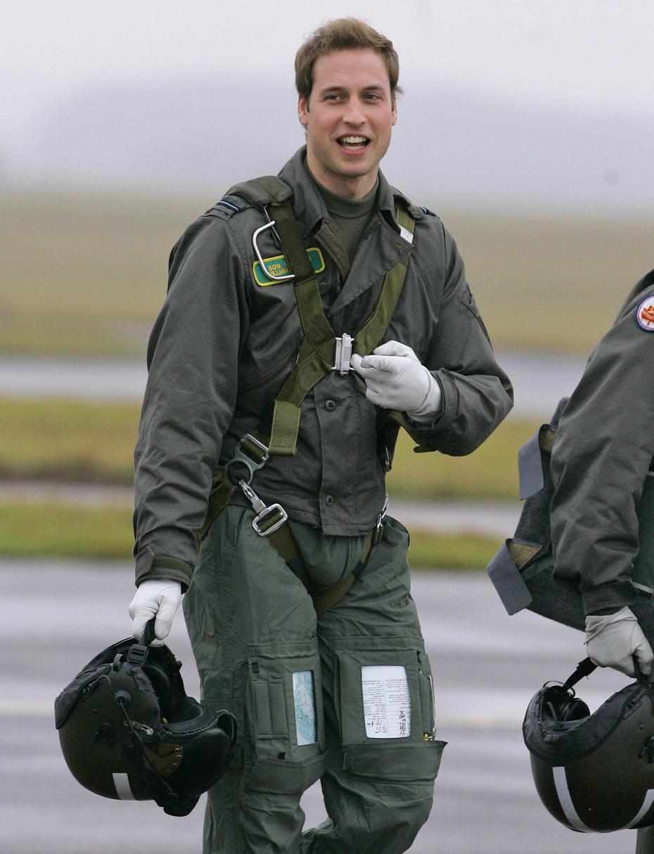 El hijo mayor del príncipe Charles y Lady Di en el aeródromo de RAF Cranwell, Lincolnshire, Inglaterra, en enero de 2008.