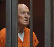 El expolicía James DeAngelo fue acusado luego de ser identificado como el llamado "Asesino de Golden State" con material genético a través de genealogía forense . Fue acusado en el 2018 de matar una docena de personas y de violar cerca de 50 mujeres, entre los años 1970 y 1980.