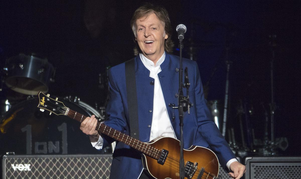 Photographs of Paul McCartney to reopen the National Portrait Gallery