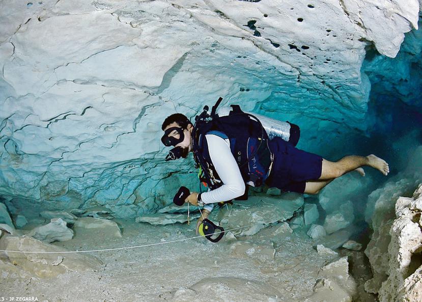 Son varios los  científicos que han explorado y fotografiado la Cueva del Agua en isla de Mona.