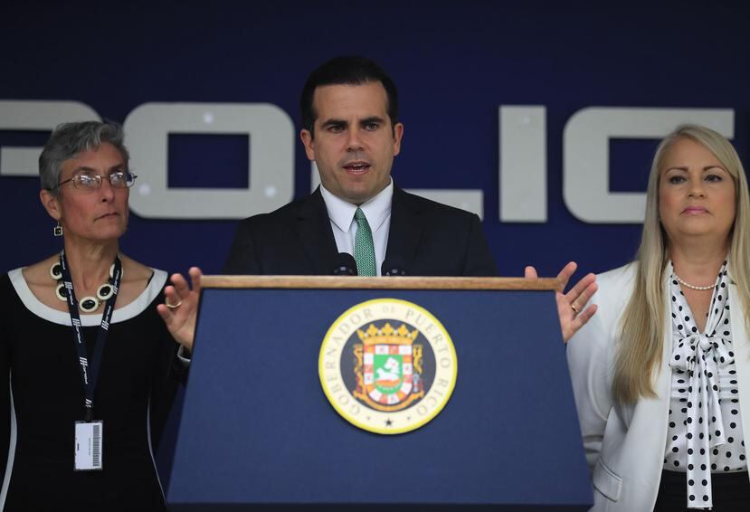 El gobernador Ricardo Rosselló ofreció hoy una conferencia de prensa para anunciar los resultados del plan anticrimen junto a la superintendente de la Policía, Michelle Hernández, (izquierda) y la secretaria de Justicia, Wanda Vázquez.