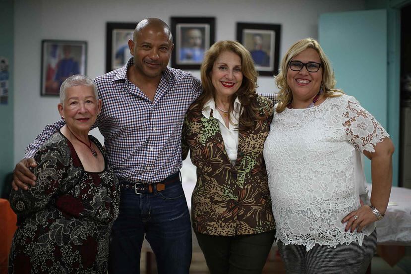 Myrna Torres, Pedro Telemaco, Elia Enid Padilla y Carmen Agosto se mostraron satisfechos la historia de "Cal y arena".