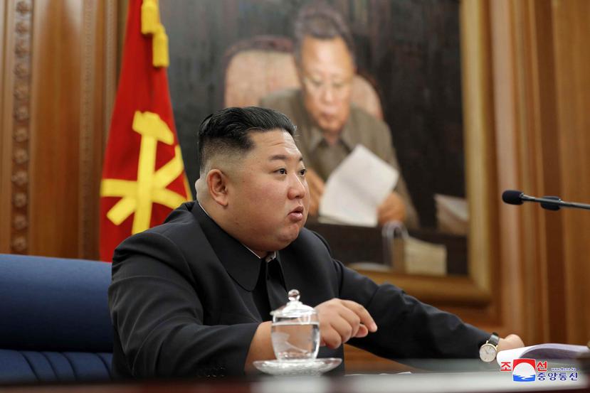 Kim Jong-un ofreció un análisis e instrucciones sobre la complicada situación interna y externa que vive su país. (EFE)