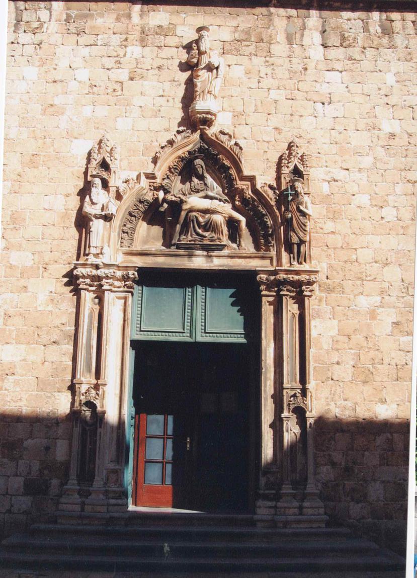 Fachada de una iglesia franciscana en Croacia. (Archivo)