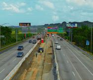 Trabajos de Metropistas para extender el carril dinámico, o “Dynamic Toll Lane”, en el expreso PR-22 para aliviar el tapón de las tardes a la altura de Toa Baja y Dorado.