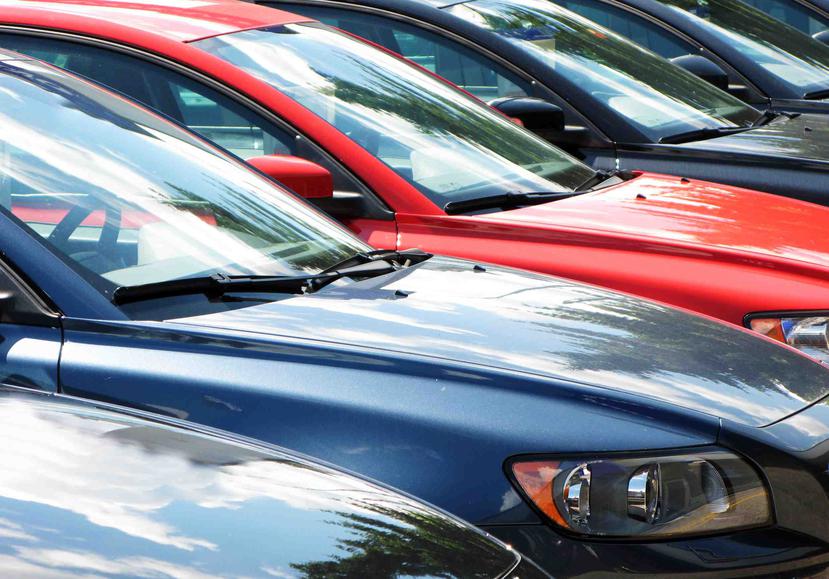 La venta de autos nuevos tuvo un bajón de 14.9 % en comparación con enero de 2014.