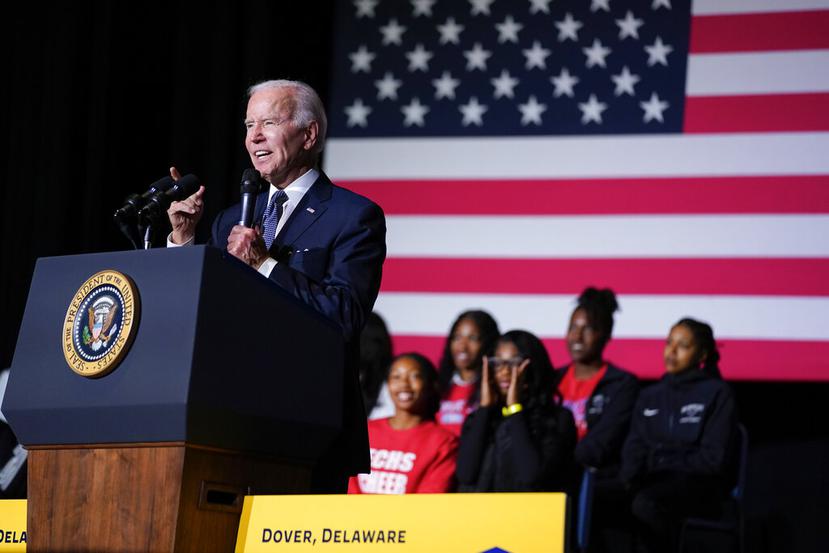 A finales de agosto, el presidente Joe Biden anunció que iba a perdonar parte de la deuda que millones de universitarios contrajeron con la Administración federal para poder pagar sus estudios, en un guiño al voto joven antes de las elecciones de medio mandato del pasado 8 de noviembre.