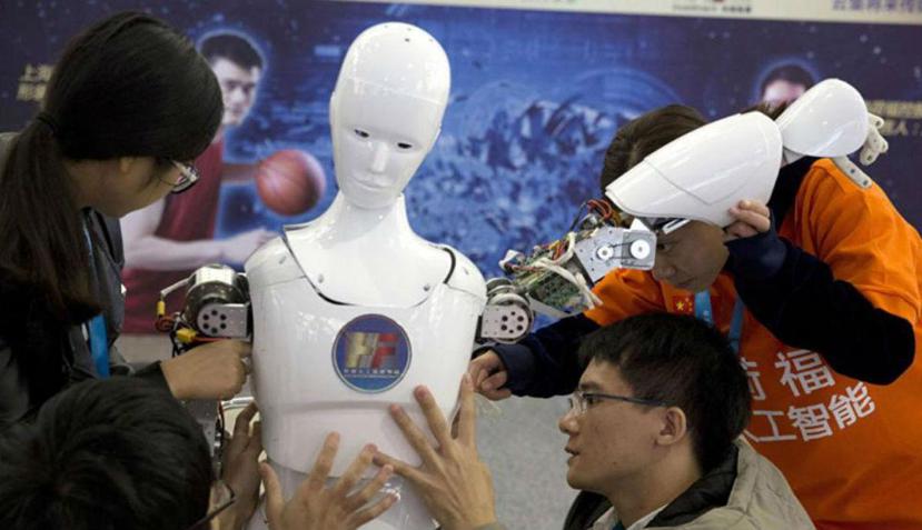El robot Chaoneng Xiaobai tendrá un espacio en un noticiero de China (AP).