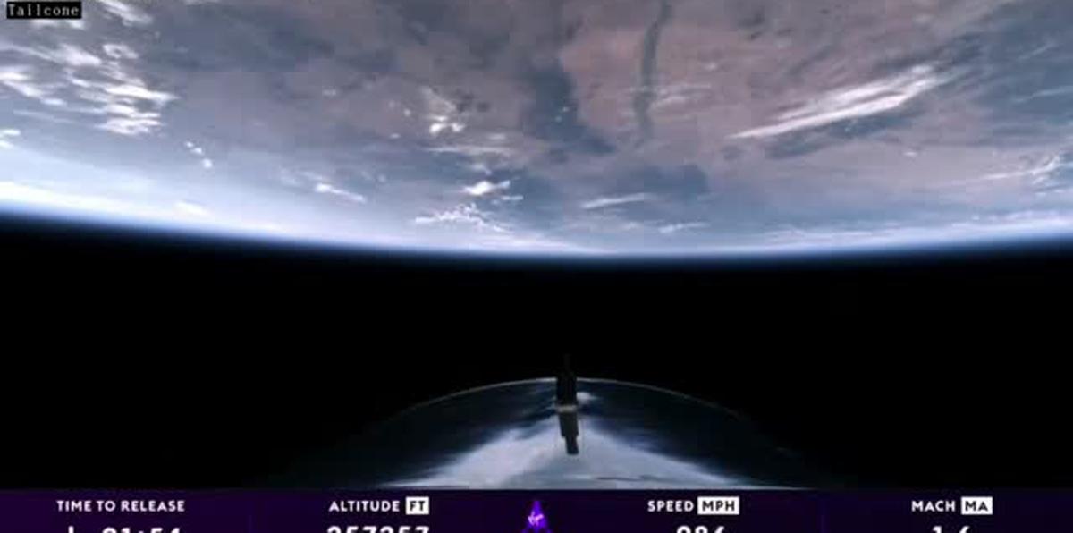 En el interior del Galactic 02: el primer vuelo suborbital con turistas