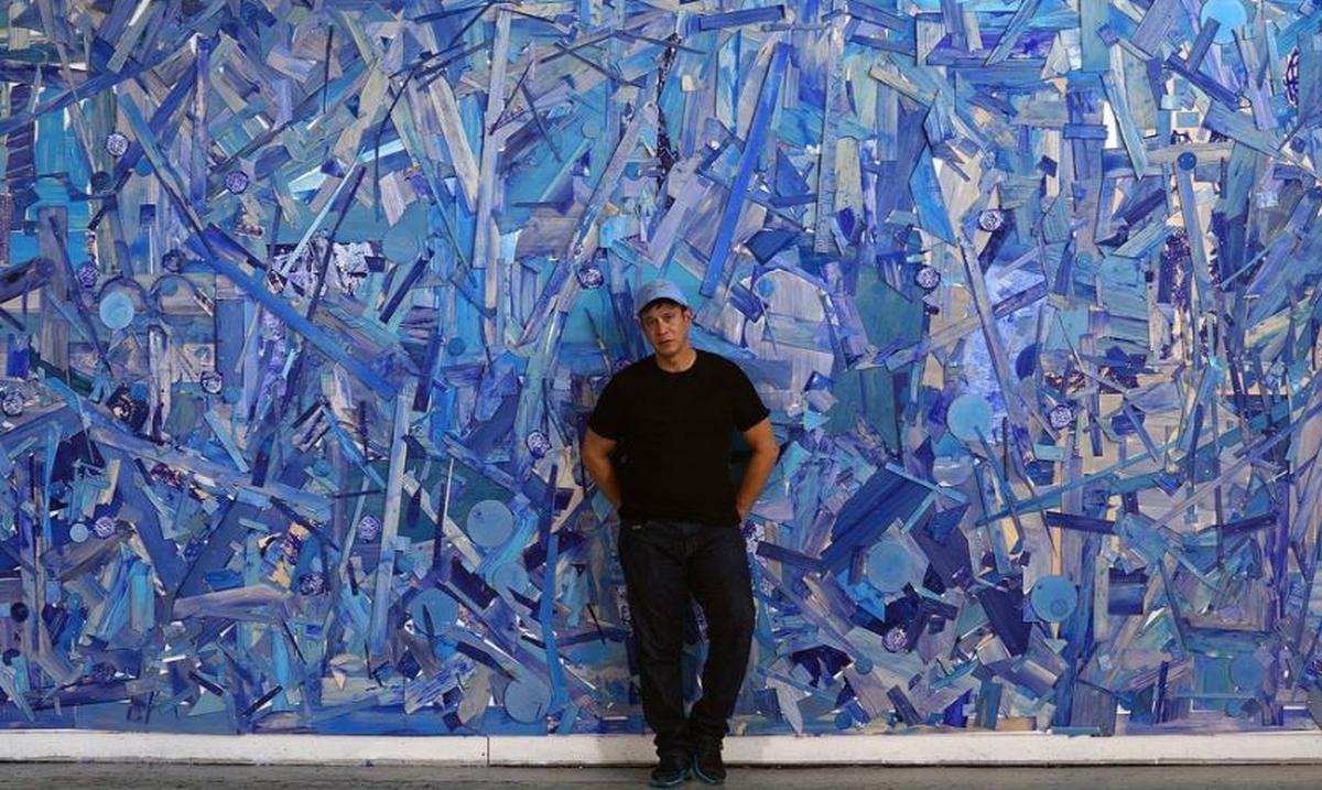 Arnaldo Roche Rabell muestra los azules en Puerto Rico