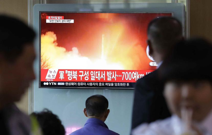 Esta última prueba balística norcoreana se produce tras meses de tensión entre Pyongyang, ante sus insistentes lanzamientos, y Washington. (AP Photo/Ahn Young-joon)