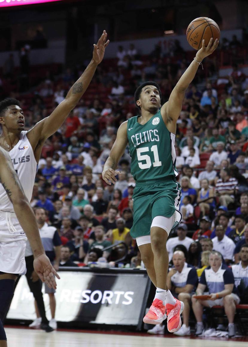 Tremont Waters  jugará con el equipo Maine Red Claws, afiliado a los Celtics de Boston. (AP)