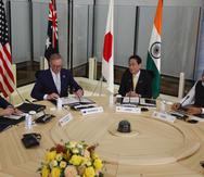 El presidente de Estados Unidos, Joe Biden, de izquierda a derecha, el primer ministro de Australia, Anthony Albanese, el primer ministro de Japón, Fumio Kishida, y el primer ministro de India, Narendra Modi, celebran una reunión cuádruple al margen de la cumbre del G7, en el Grand Prince Hotel en Hiroshima, Japón occidental.