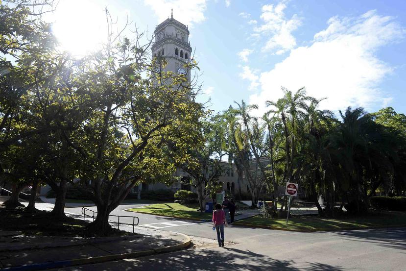 En la foto, Torre de la Universidad de Puerto Rico en Río Piedras. (GFR Media)