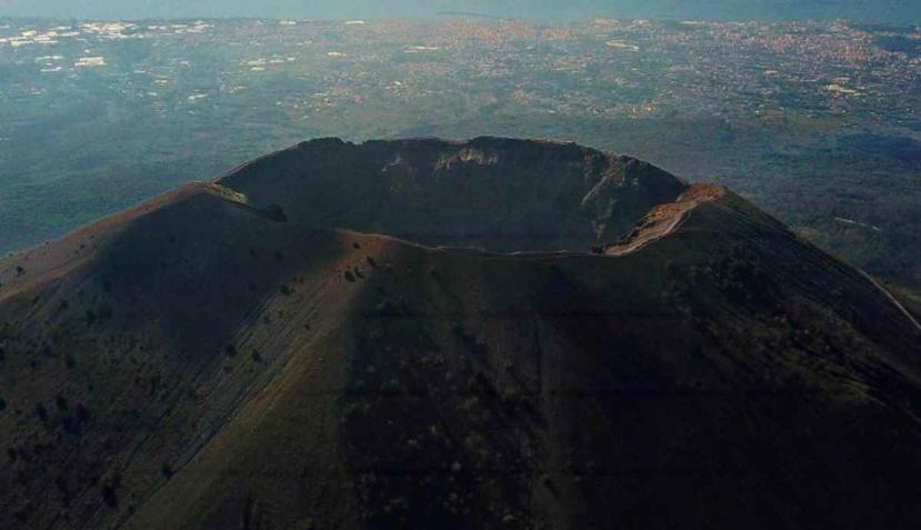El volcán se encuentra ubicado muy cerca de la ciudad italiana de Nápoles. (Instagram/ @gianpi_pirozzi_adventures)