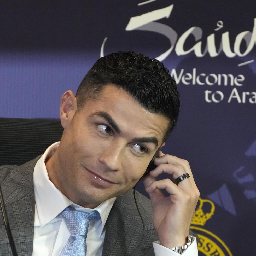 Cristiano Ronaldo, ofrece una conferencia de prensa durante su presentación con el Al Nassr, en Riad, Arabia Saudí, el 3 de enero.