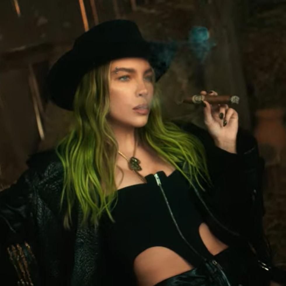 La cantante Belinda en su video "Cactus".