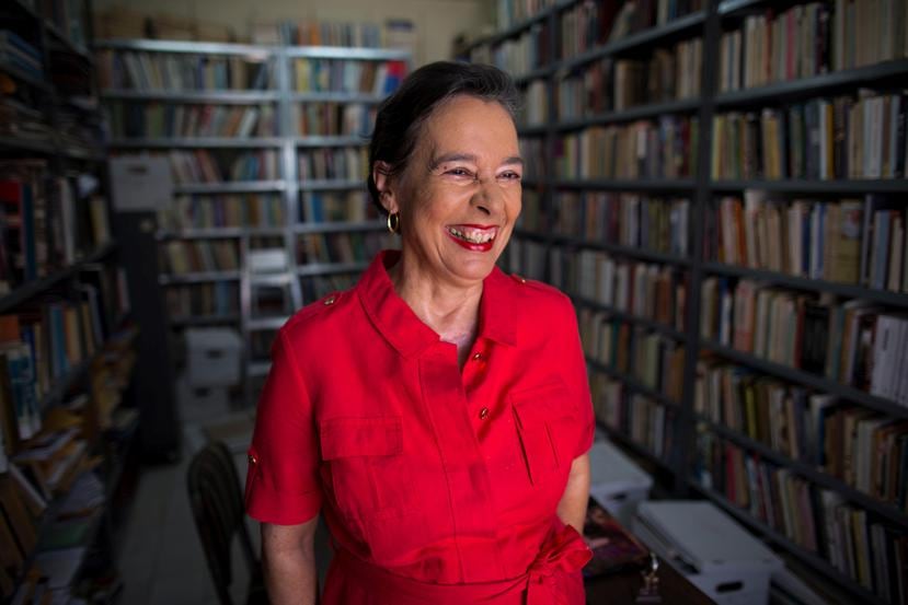 Su amor por los libros surgió desde que era una niña y sus padres, Rafael Hernández Usera y Carmen Badillo, le enseñaron a valorar en la extensa biblioteca del hogar. (GFR Media)