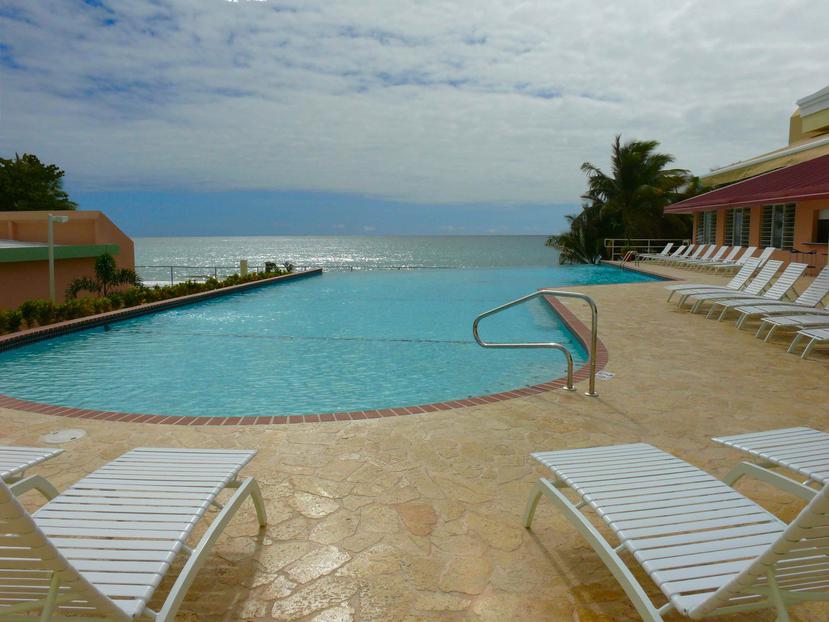 MaunaCaribe combina la mejor ubicación frente a la playa en Maunabo con un amplio espacio para eventos y comodidades de primera clase en un hotel familiar. (Archivo GFR Media)
