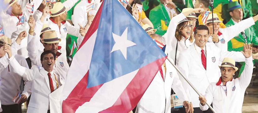 Desde 1952 las delegaciones de Puerto Rico han desfilado con la Monoestrellada al frente en las distintas justas del olimpismo, como en julio de este año durante la apertura de los Juegos Panamericanos.