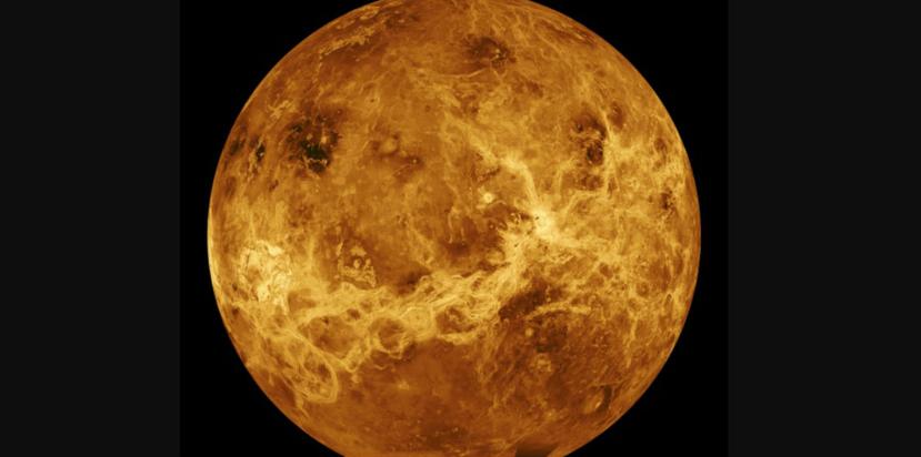 El astrónomo estadounidense Carl Sagan emitió una teoría que señalaba que existía vida en las nubes de Venus hace 51 años. (NASA)