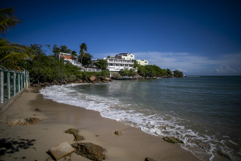 Sobre estas líneas: Playa Escondida, conocida también como Mojón Tranquilo, es una de las favoritas de los guaniqueños.