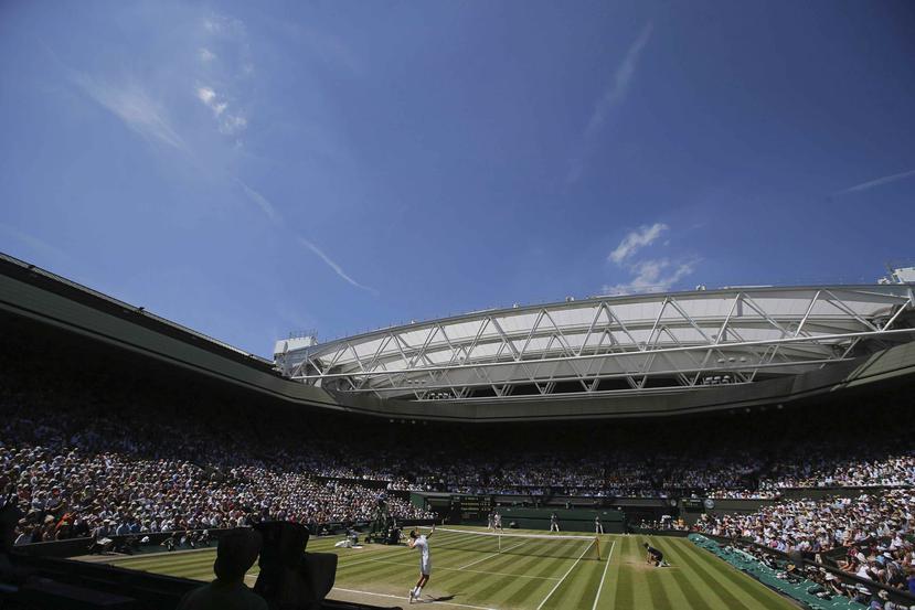 El torneo de Wimbledon se une otros grandes eventos deportivos cancelados por el coronavirus. (EFE)