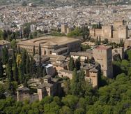 Vista aérea del conjunto monumental de la Alhambra.